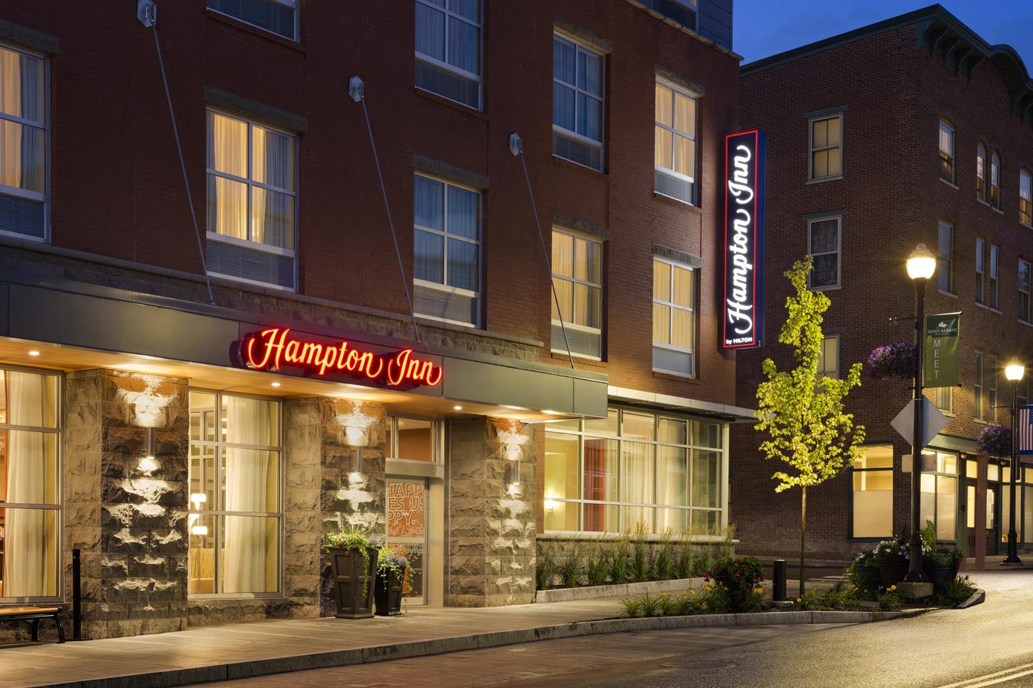 Hampton Inn St. Albans - Gallery Image